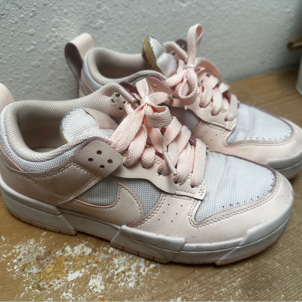 Nike Dunk Low Disrupt
Light Soft Pink (Women's)